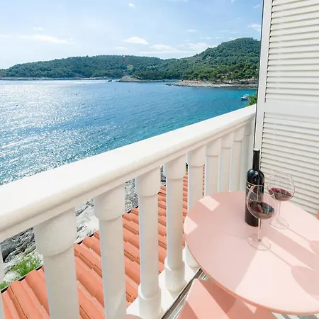 Luxury Bellavista Amazing Sea Holidays With Private & Parking Guest house *