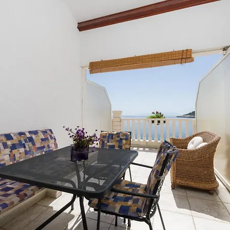 Luxury Bellavista Amazing Sea Holidays With Private & Parking Guest house